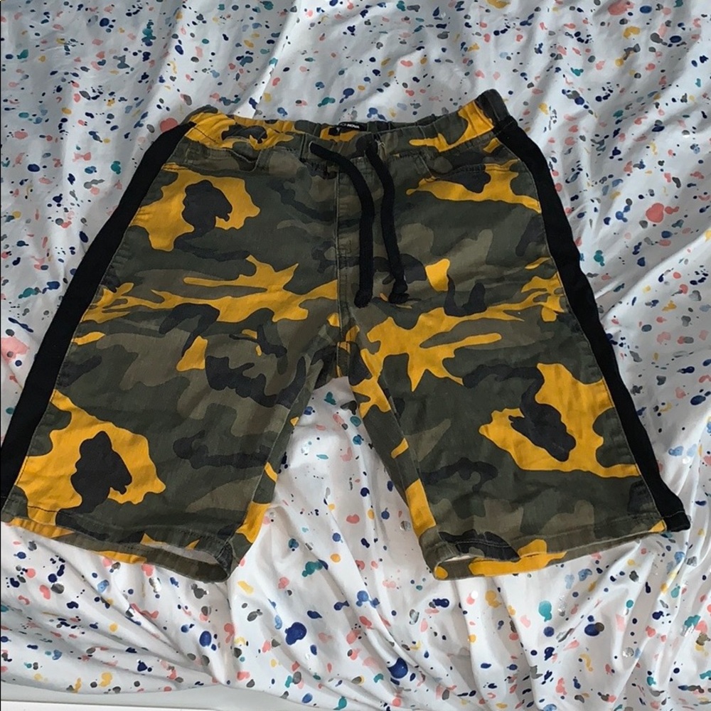 Army print shorts